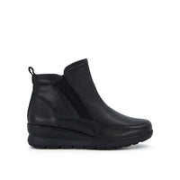 EDDA ANKLE BOOTS